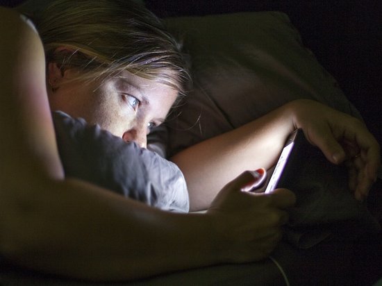 Перестань использовать свой смартфон перед сном