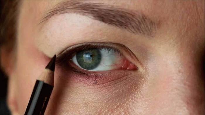 5 правил макияжа для глаз с нависшими веками