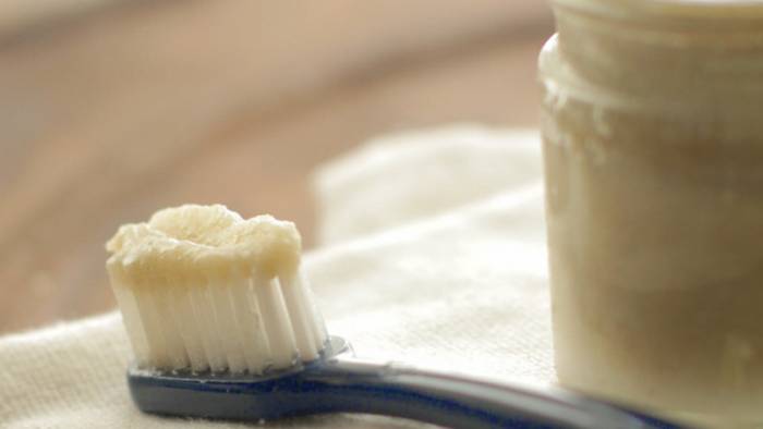 5 лучших рецептов натуральной зубной пасты своими руками