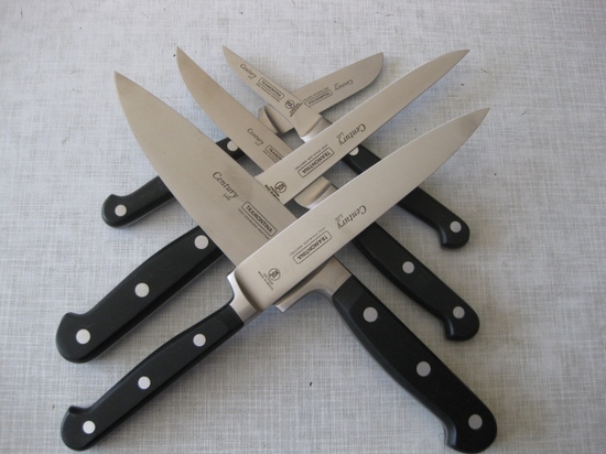 Как выбрать кухонный нож для дома правильно? Какой вариант самый лучший?