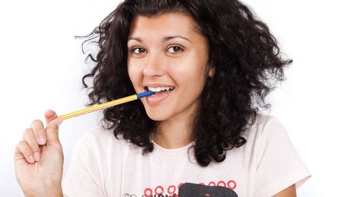 10 привычек, уничтожающих ваши зубы