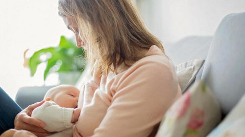 Лактостаз у кормящей мамы: симптомы и лечение