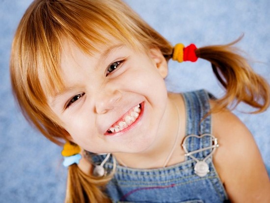 Как позаботиться о белоснежной улыбке малыша