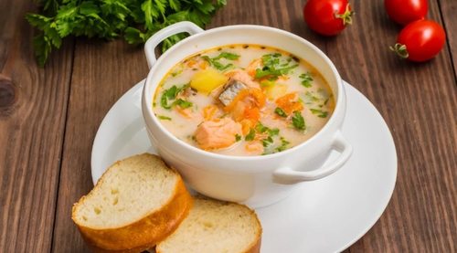 Сливочный и ароматный: рецепт рыбного супа за несколько минут