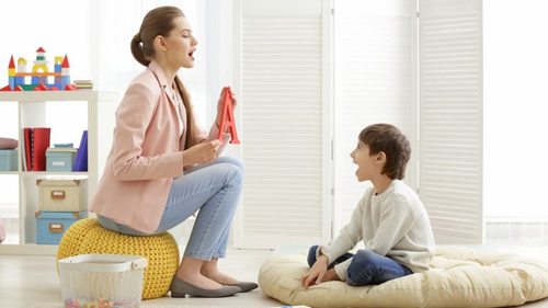 Как помочь ребенку заговорить?