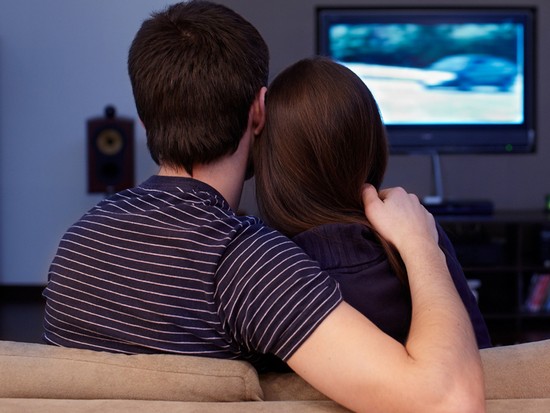 Почему стоит смотреть сериалы онлайн?