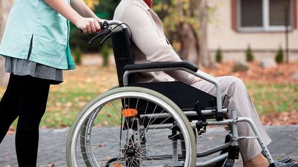 Особенности выбора инвалидных колясок