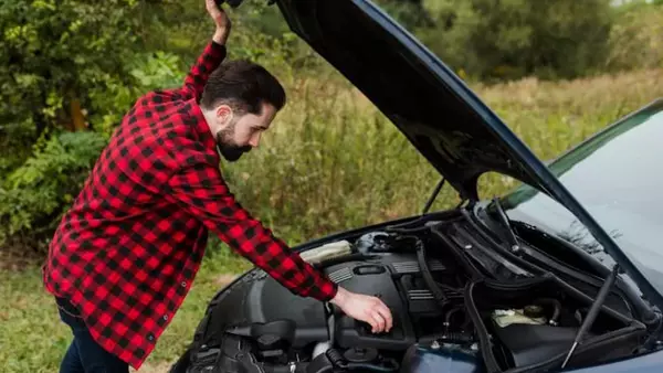 5 признаков того, что в авто нужно немедленно менять тормозную жидкость