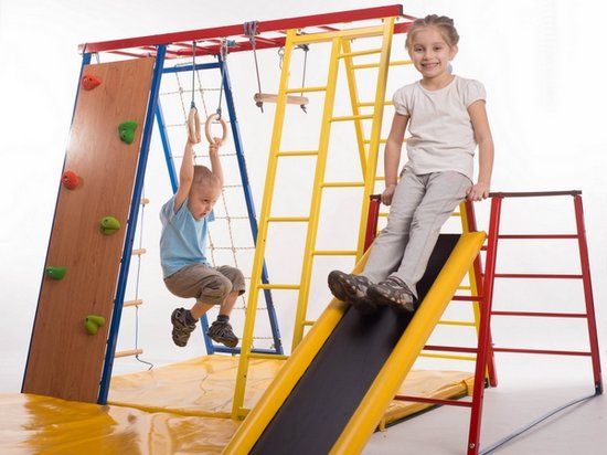 Детские спорткомплексы для дома: преимущества, критерии выбора, дополнительная комплектация