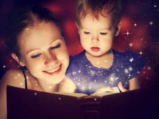 Зачем читать ребенку одну и ту же сказку: пять причин