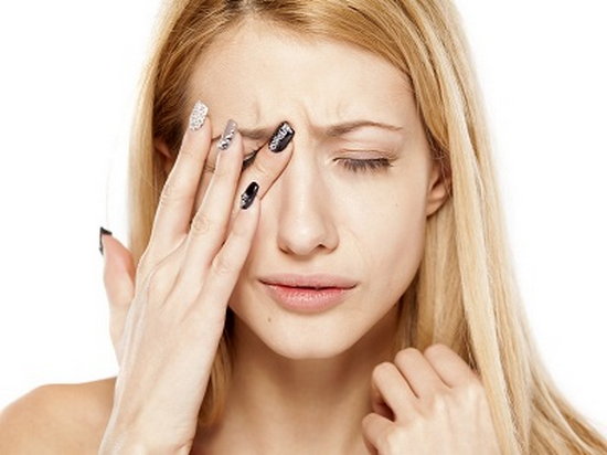 Нервный тик глаза – причины и лечение