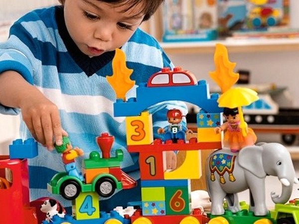 Как правильно выбрать детские игрушки?