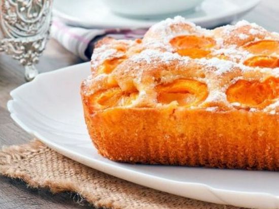 Лимонно-абрикосовый пирог
