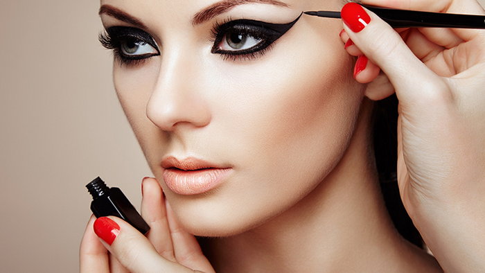 Прекратите это немедленно! 6 главных ошибок в макияже глаз