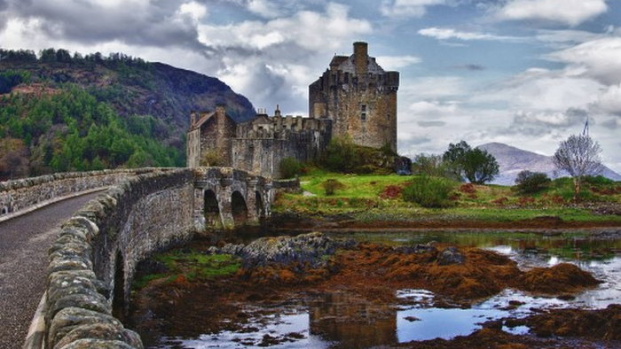 Замок Эйлен Донан в Шотландии