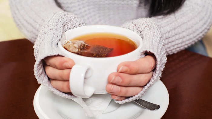 Пить горячий чай - опасно! Он повышает риск серьезного онкологического заболевания