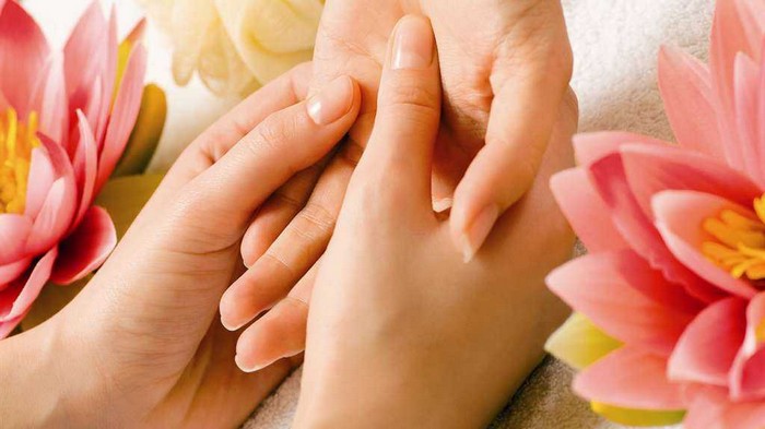 Польза и техника массажа рук