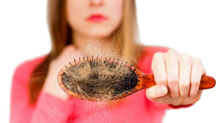 Что делать, если сильно выпадают волосы после родов