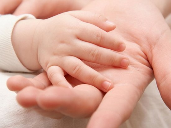 Почему слоятся ногти у ребенка?