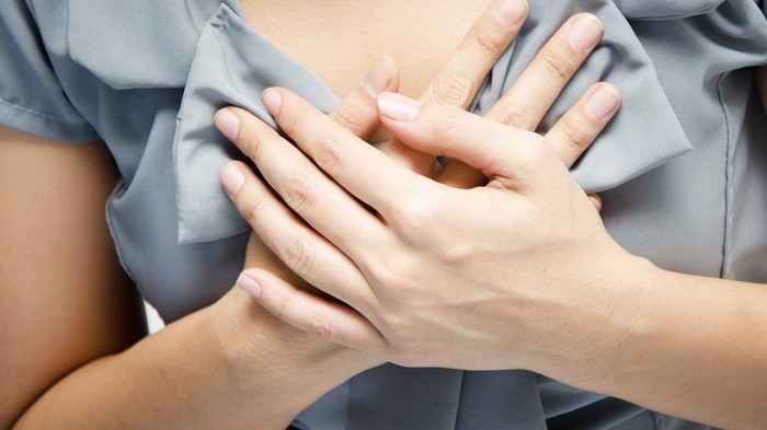 10 видов боли в груди, к которым следует прислушаться