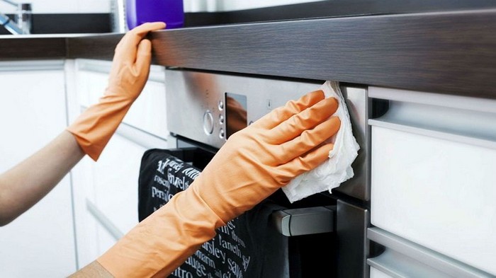 5 эффективных способов удалить жирный налет с кухонных поверхностей