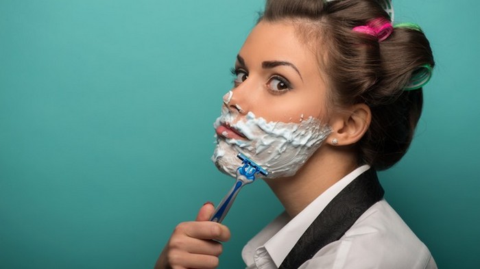 Брить или не брить лицо? Бьюти-блогеры задают новый тренд