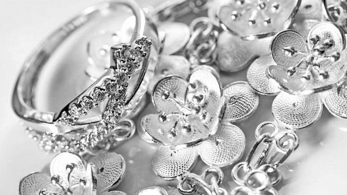 7 способов чистки и полировки изделий из серебра