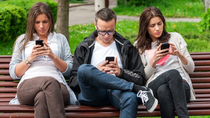 10 правил современного этикета при использовании мобильного