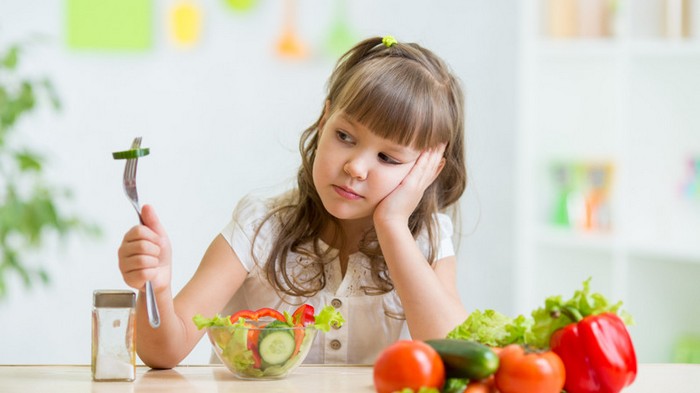 Тревожные признаки того, что у вашего ребенка расстройство пищевого поведения
