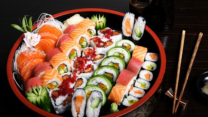Как правильно приготовить суши в домашних условиях, секреты японских мастеров