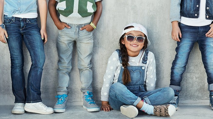Детские джинсы: все тонкости выбора