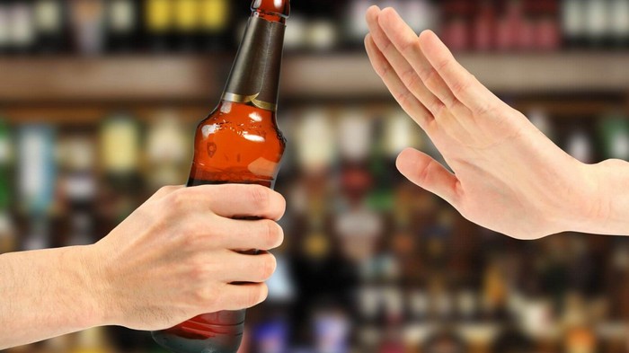 Алкоголь и курение — два злейших врага