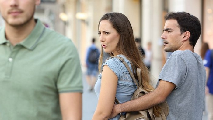 5 признаков эмоциональной измены, даже если мужчина все отрицает