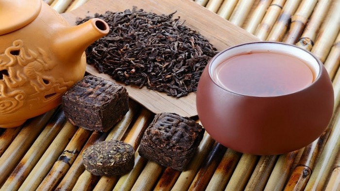 Чай пуэр: полезные свойства, противопоказания и правила заваривания