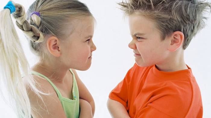 Как поссорить своих детей? 8 вредных советов