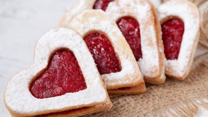 Как испечь печенье с джемом на День святого Валентина
