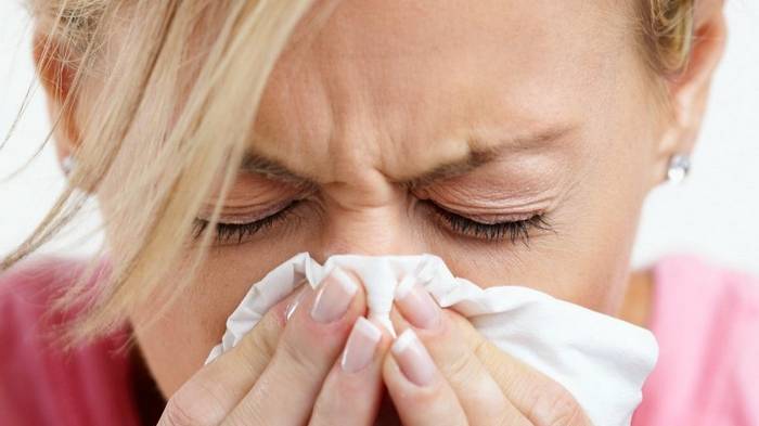 Хронический аллергический насморк: как правильно лечить