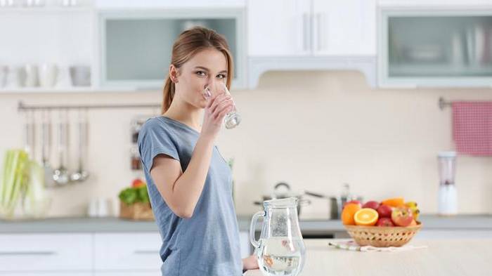 Как вода, алкоголь, молоко и другие напитки влияют на организм