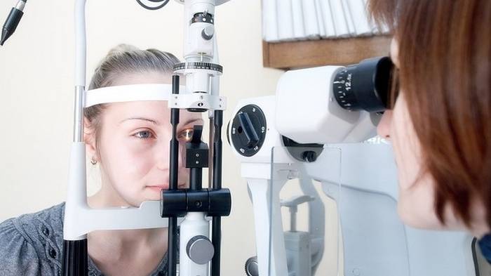 Как часто нужно посещать врача офтальмолога?
