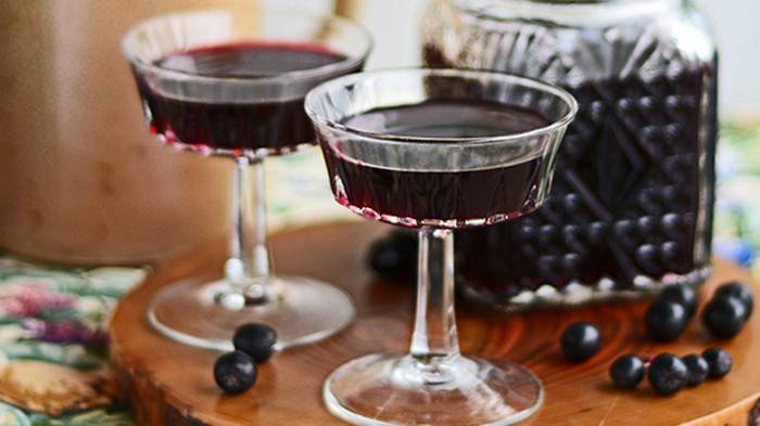 Домашнее вино из черноплодки