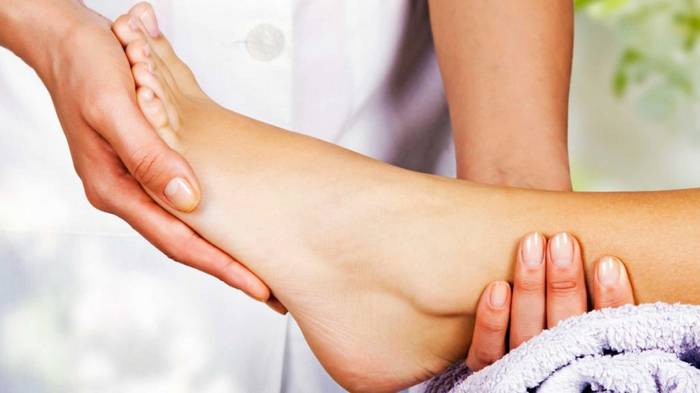 8 натуральных средств, которые помогут вылечить косточку на ноге