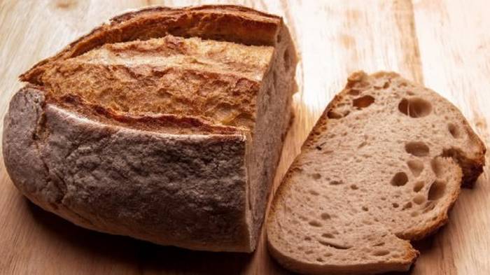 Какую опасность несет обычный хлеб?
