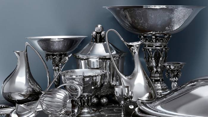 Как правильно ухаживать за столовым серебром?