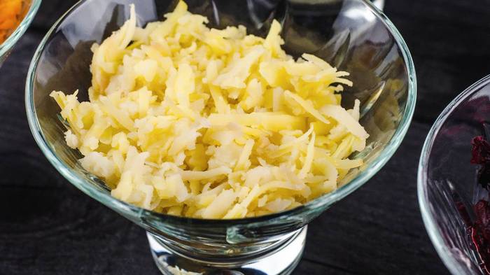 Зачем натирать сырой картофель на терке, но не для еды