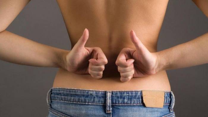 9 простых упражнений для здоровой и красивой спины