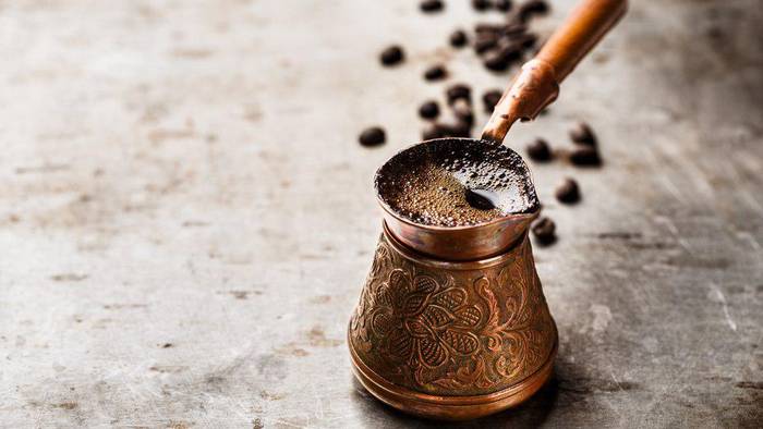 Как сварить кофе в турке