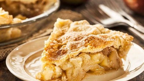 Как приготовить яблочный пирог с хрустящей корочкой