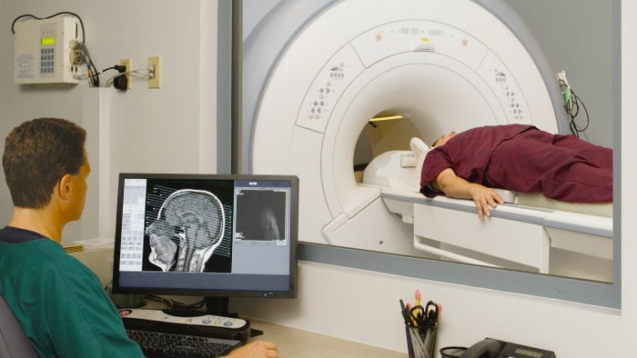 Зачем делают МРТ ангиографию вен головного мозга?