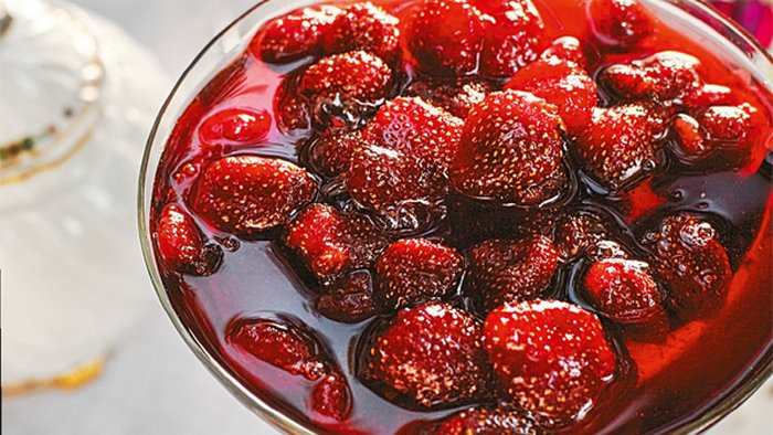 Рецепт клубничного варенья без варки ягод