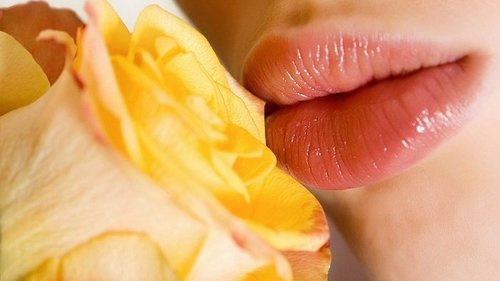 30 минут — и у тебя в косметичке лучшее средство для губ